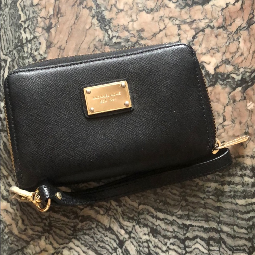 Michael Kors Wallet Wristlet Black